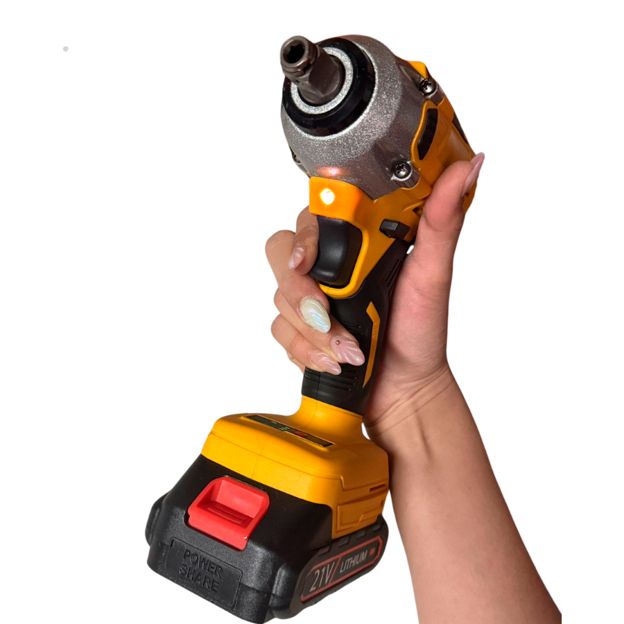 Llave de Impacto Inalámbrica 600Nm con 2 Baterías